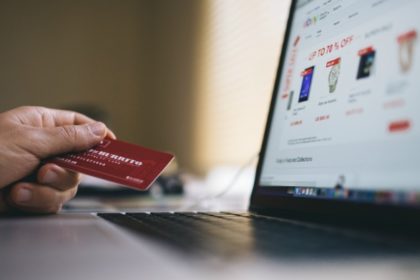 Online advertising essentials for eCommerce players Online advertising essentials for eCommerce players